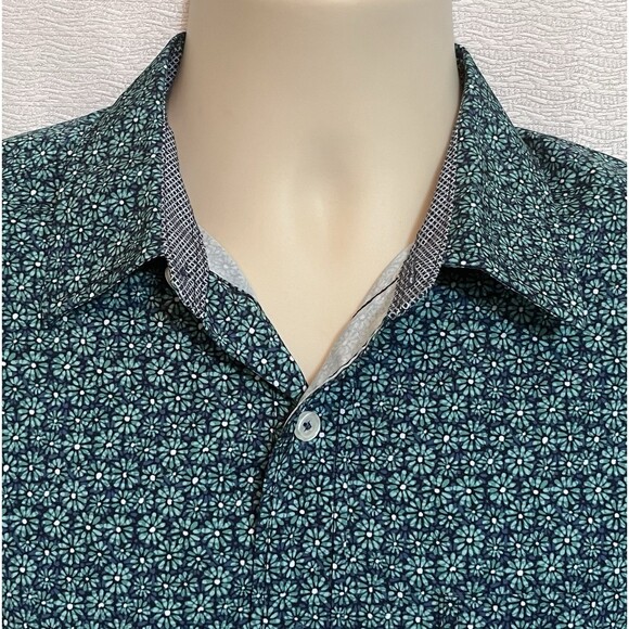 Nick Graham Floral Everywhere Stretch Short Sleeve Mens S Blue Cam Modern Family - Picture 2 of 8